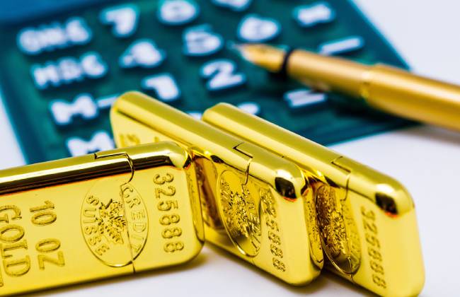 金价震荡!多银行发布回购黄金攻略 是“落袋为安”还是“继续持有”?